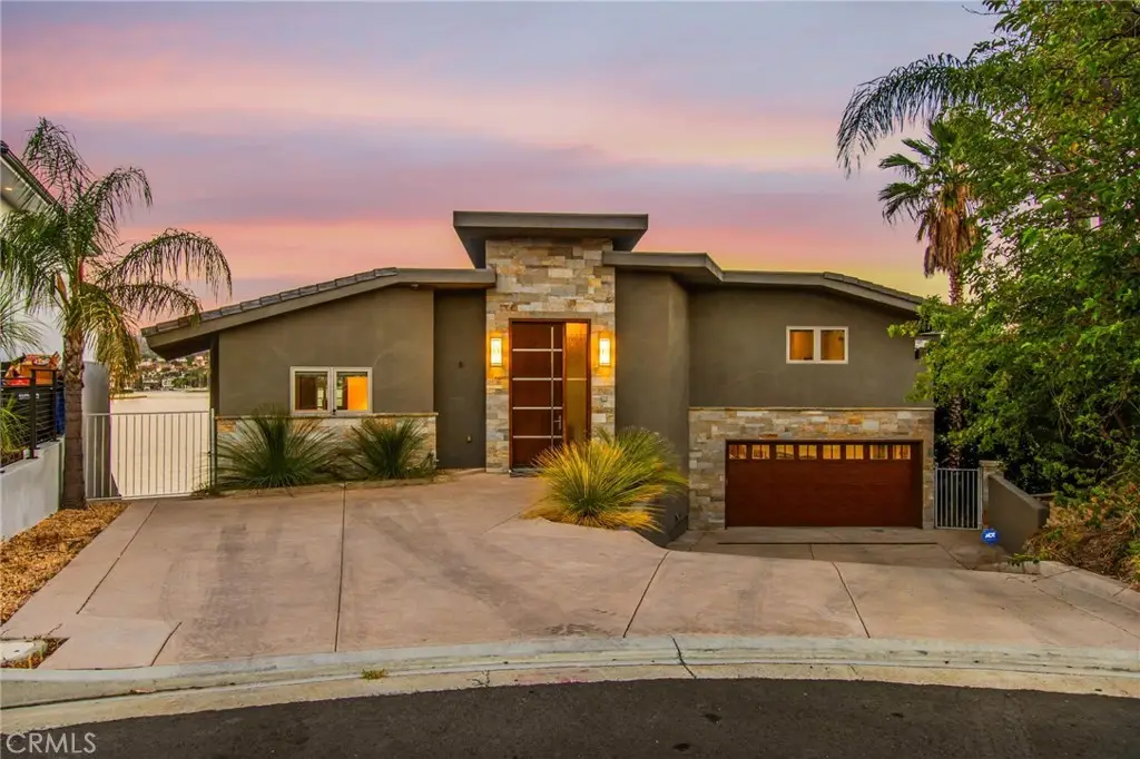 29743 Buggywhip Court, Canyon Lake, CA 92587 - Image #1