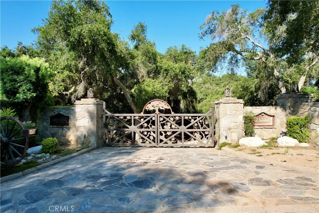 23725 Carancho Rd, Temecula, CA 92590 - Image #1