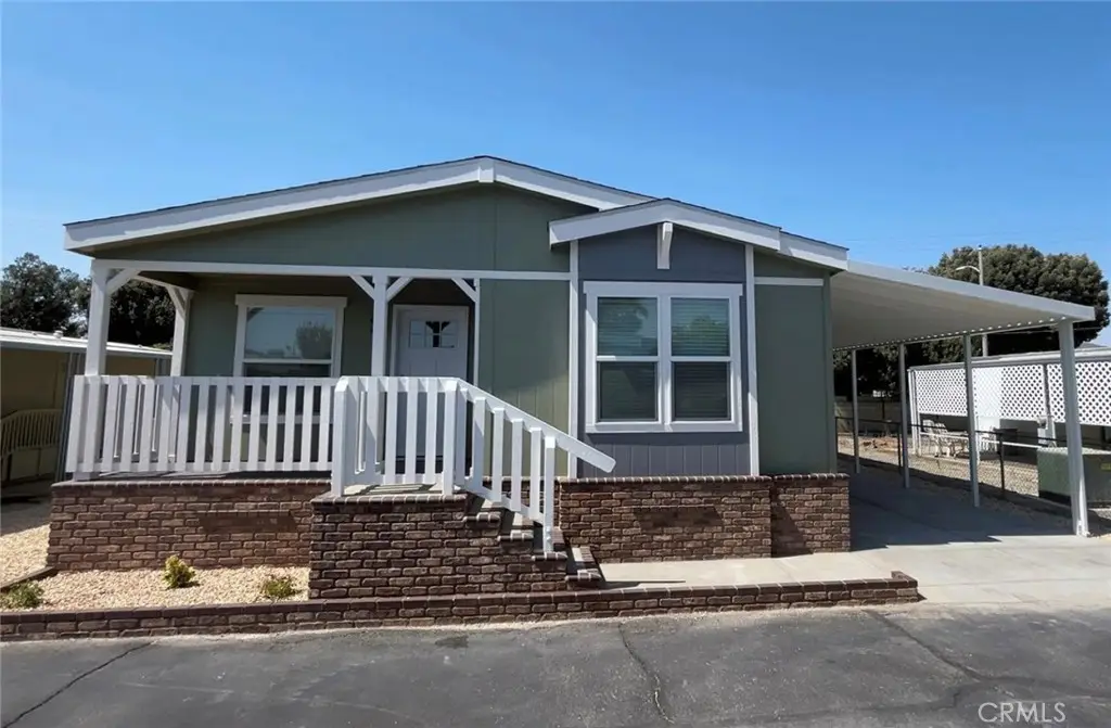 675 W Oakland Ave #A4, Hemet, CA 92543 - #1