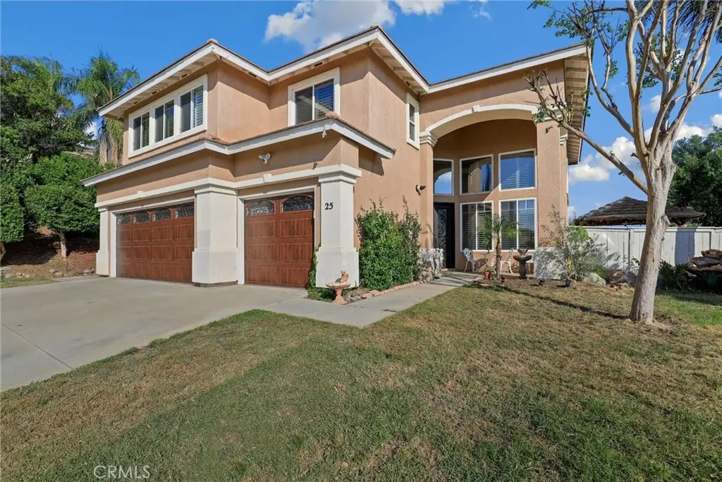 25 Corte Rivera, Lake Elsinore, CA 92532 - #1