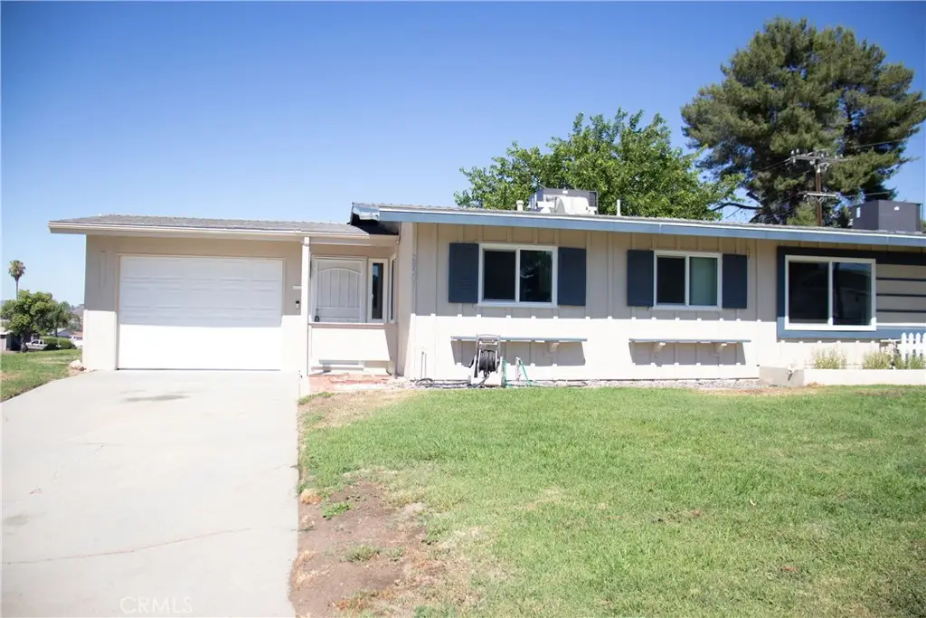 28501 Bradley Road, Menifee, CA 92586 - Image #1