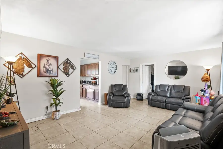 563 W Main Street, San Jacinto, CA 92583 - Image #3