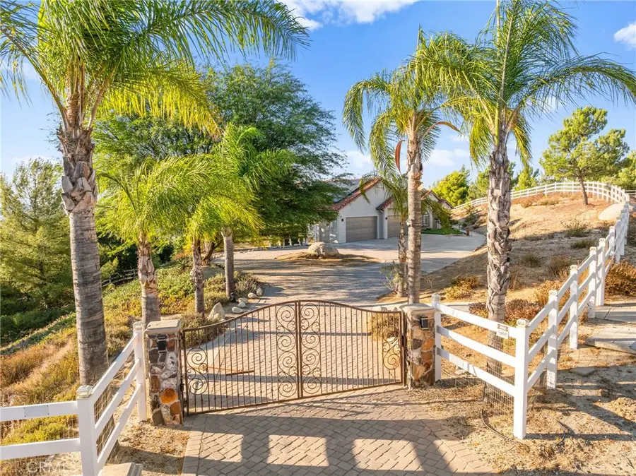 40107 Calle Breve, Temecula, CA 92592 - #3