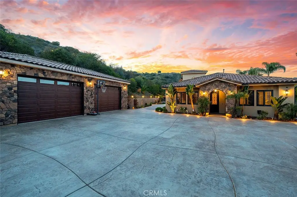 21128 Via Los Laureles, Murrieta, CA 92562 - #1