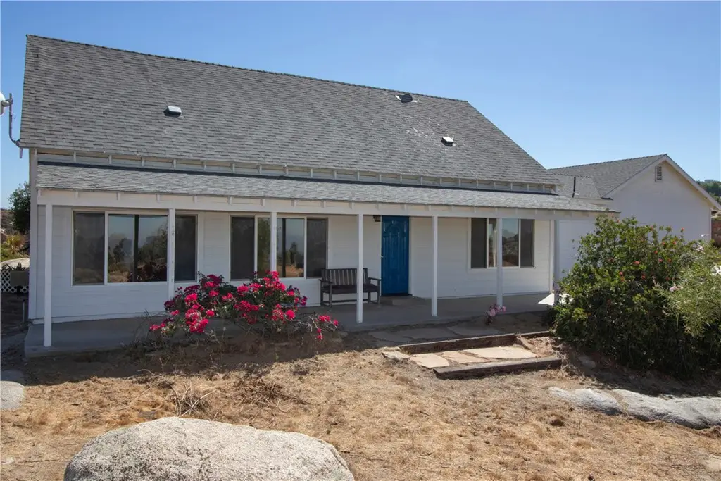 39330 Gray Squirrel, Temecula, CA 92592 - Image #1