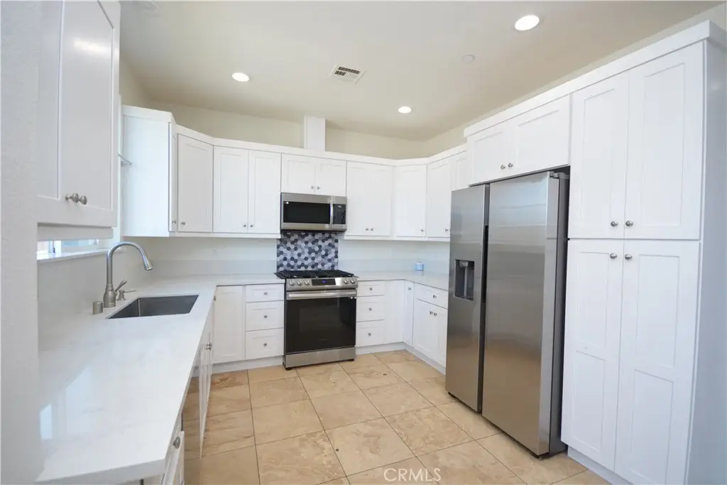 436 Avalon, Vista, CA 92084 - #1