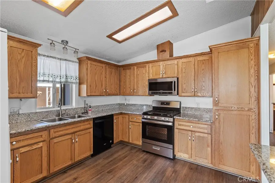 2230 Lake Park #127, San Jacinto, CA 92583 - Image #2