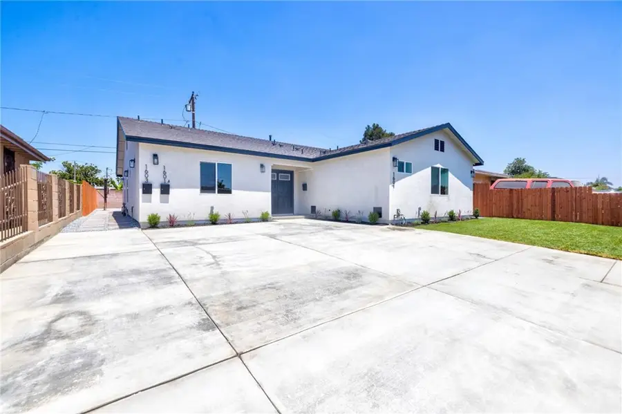 1601 W 165th Street, Compton, CA 90220 - #3