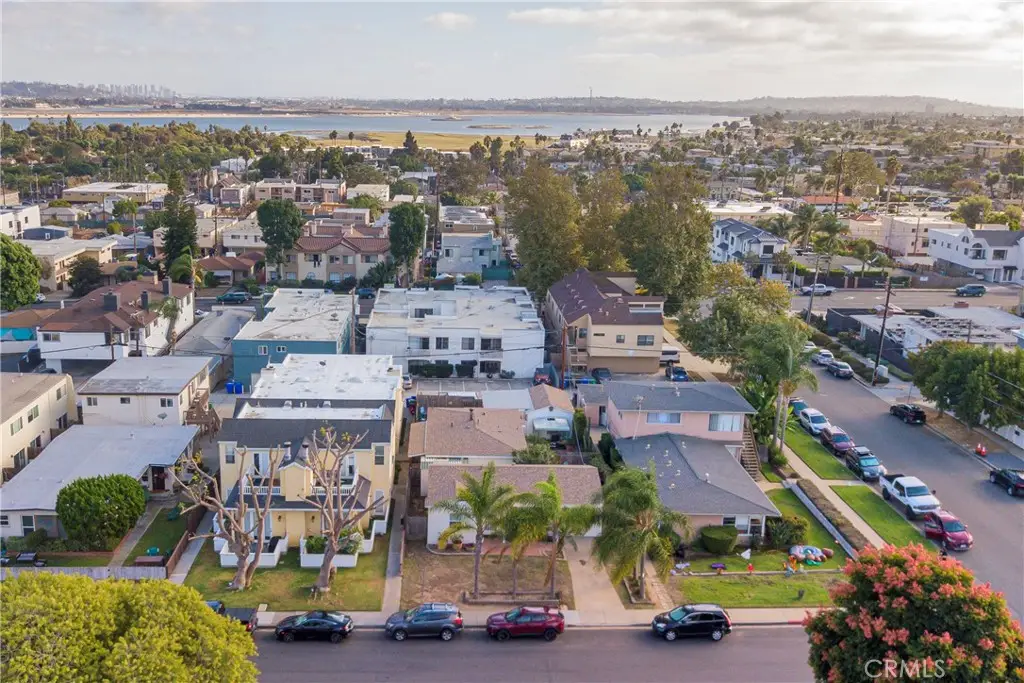 2109 Felspar, San Diego, CA 92109 - #1