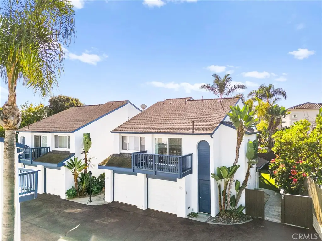 256 Juniper Ave #B6, Carlsbad, CA 92008 - Image #1