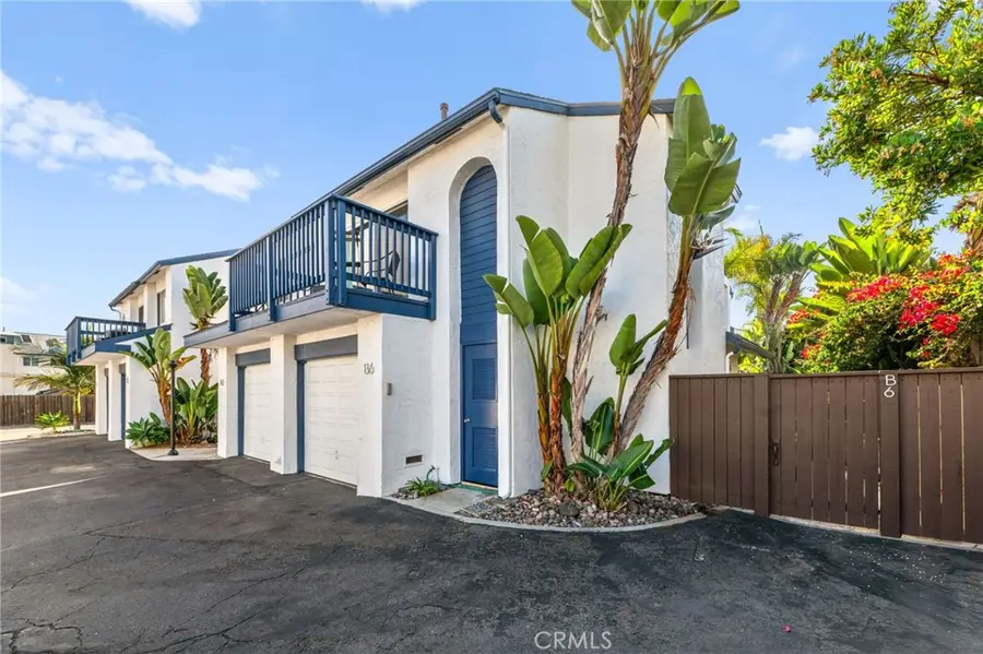 256 Juniper Ave #B6, Carlsbad, CA 92008 - Image #2