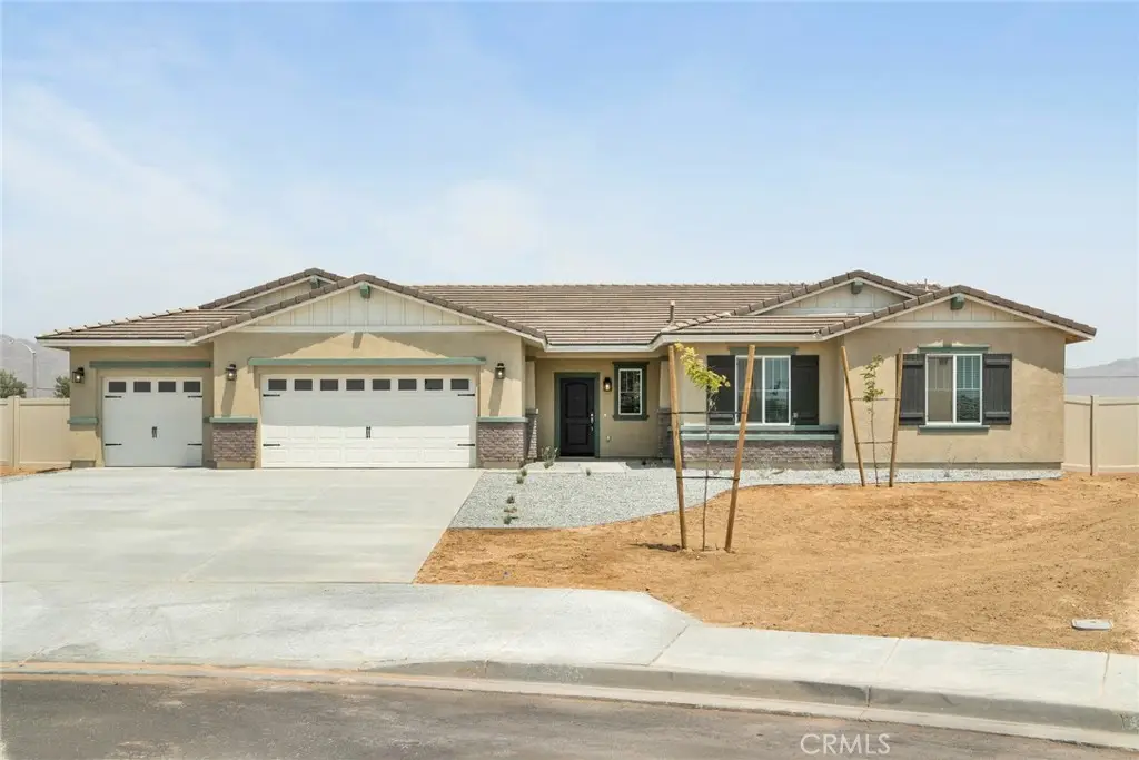 14818 Desert Lily Court, Apple Valley, CA 92307 - Image #1