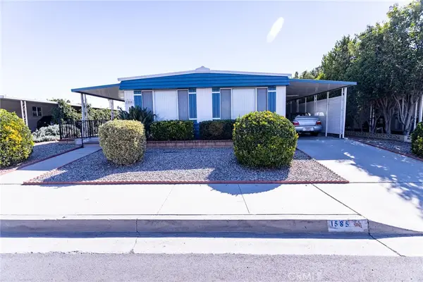 1585 W Johnston, Hemet, CA 92543