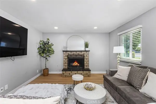 123 E Wilson, Orange, CA 92867