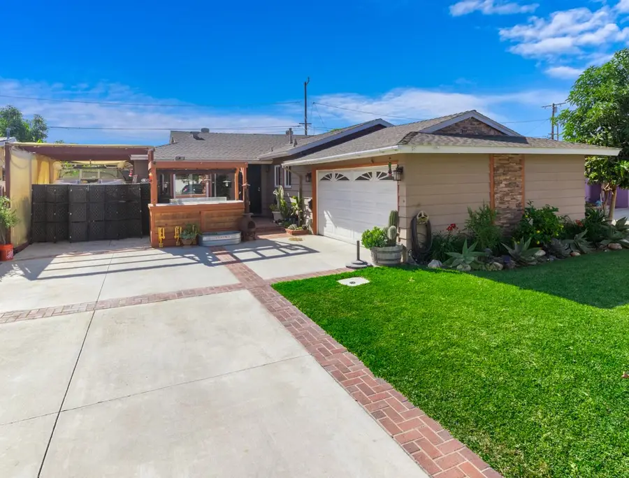 2425 Heather Avenue, Long Beach, CA 90815 - Image #3