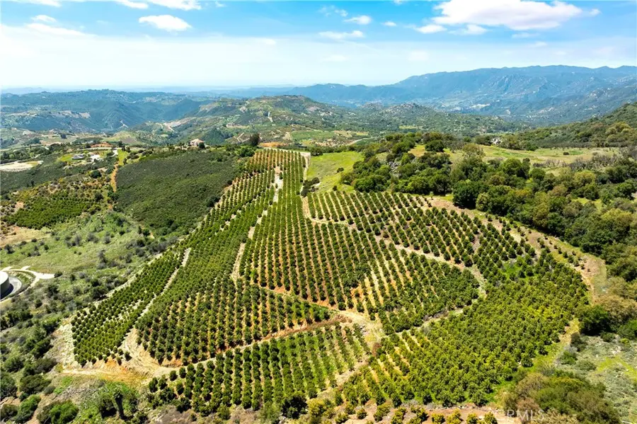 27 Via Escalon, Temecula, CA 92590 - #3