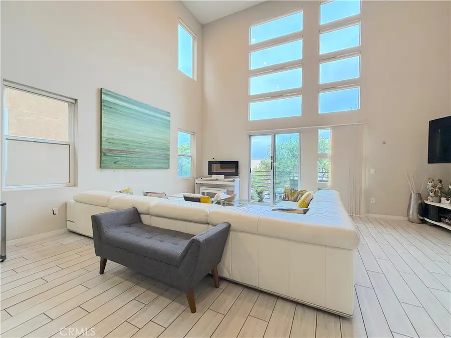 1540 W Artesia Square #G, Gardena, CA 90248 - Image #3