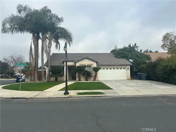 10622 Yosemite Falls Avenue, Bakersfield, CA 93312