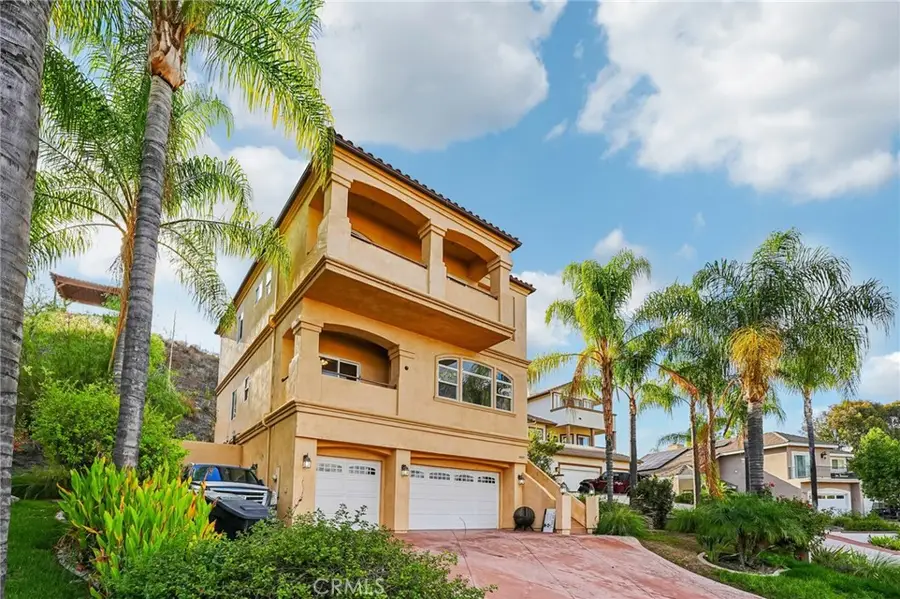 30571 Longhorn Drive, Canyon Lake, CA 92587 - Image #2