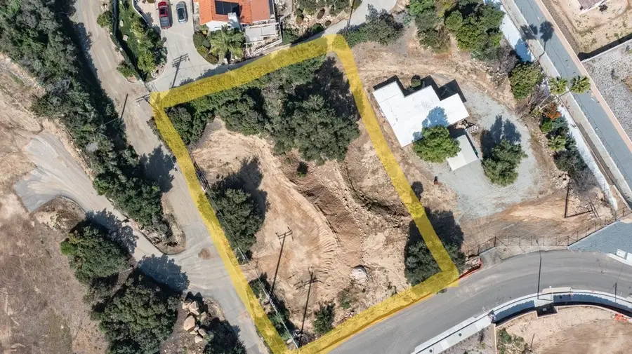 11 Bowmore Way, Lake Elsinore, CA 92530 - #2