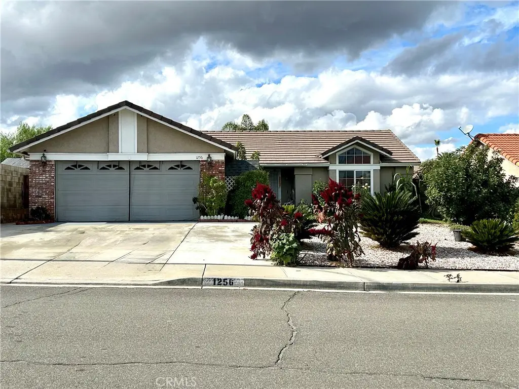 1256 Richards, Perris, CA 92571 - #1