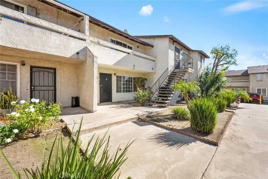 17425 Arrow Bl #8, Fontana, CA 92335 - Image #3