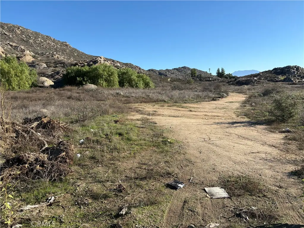 32302 Highway 74, Hemet, CA 92545 - Image #1