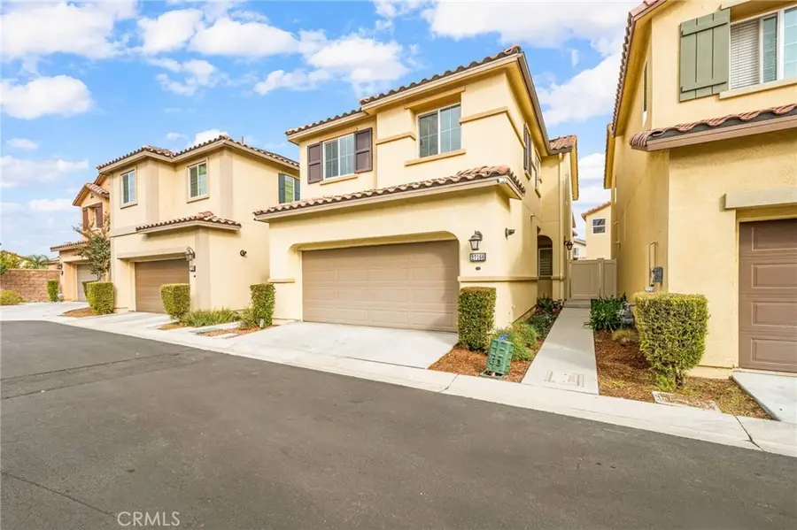 27166 Canyon Rock Court, Moreno Valley, CA 92555 - Image #2