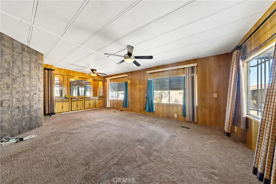 1895 W Devonshire Avenue #101, Hemet, CA 92545 - Image #3