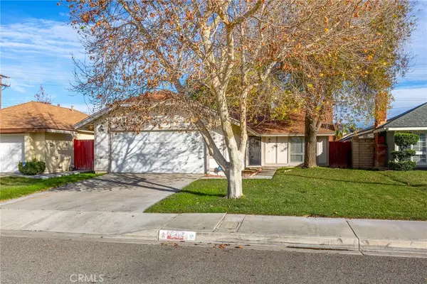 832 Smallwood, Colton, CA 92324