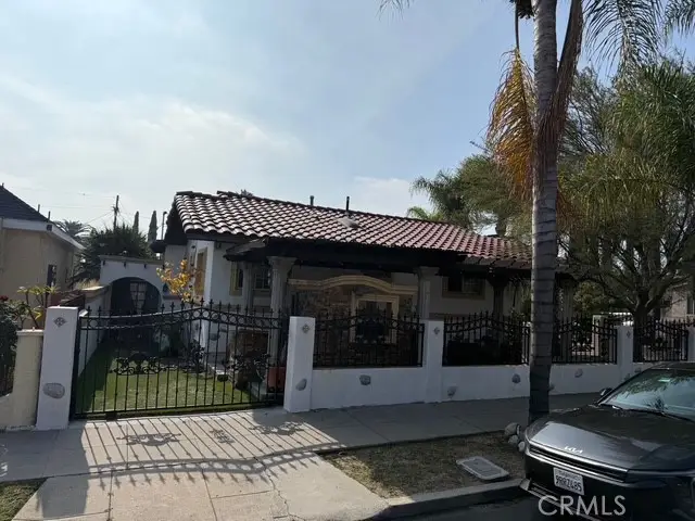 1688 N Avenue 52, Los Angeles, CA 90042 - #2