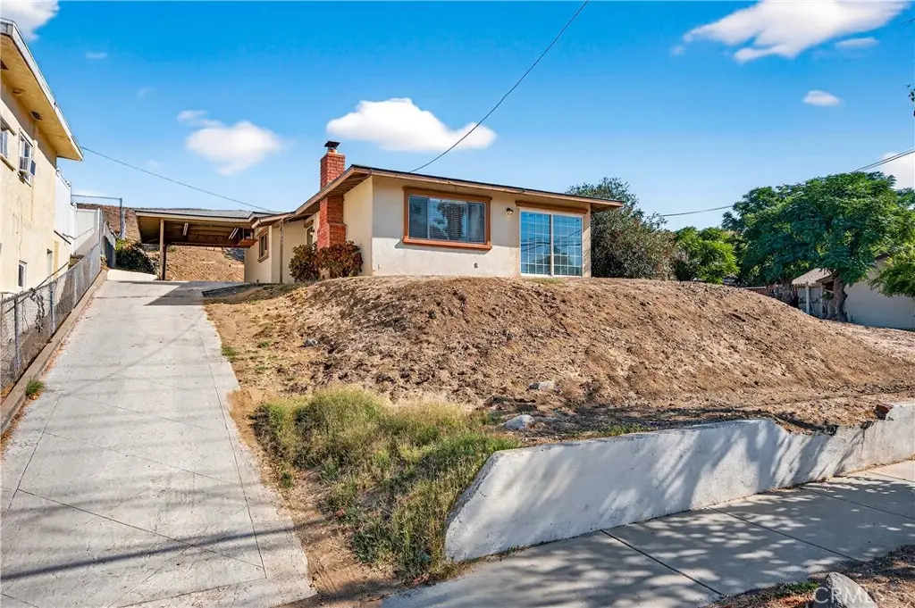 1205 W Pottery, Lake Elsinore, CA 92530 - #1