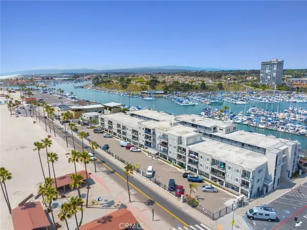 1202 N Pacific #205A, Oceanside, CA 92054