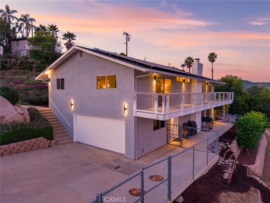 358 Sunrise Circle, Vista, CA 92084 - Image #2