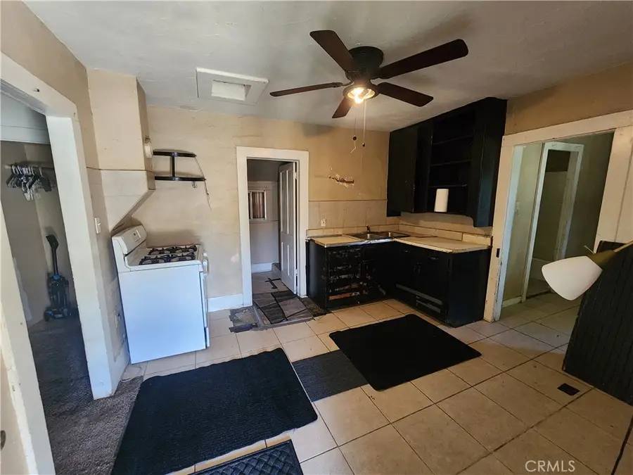 305 W Heald, Lake Elsinore, CA 92530 - #3