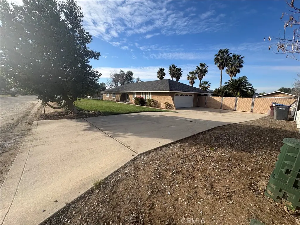 31090 Orange, Nuevo, CA 92567 - #1