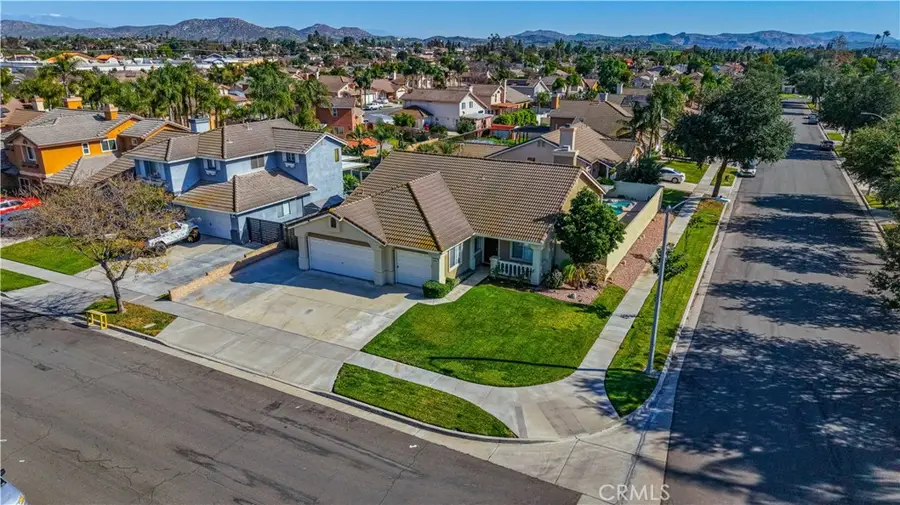 1303 Carriage Lane, Corona, CA 92878 - Image #3