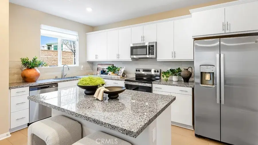 1682 Phantom Lane, Rialto, CA 92376 - Image #2