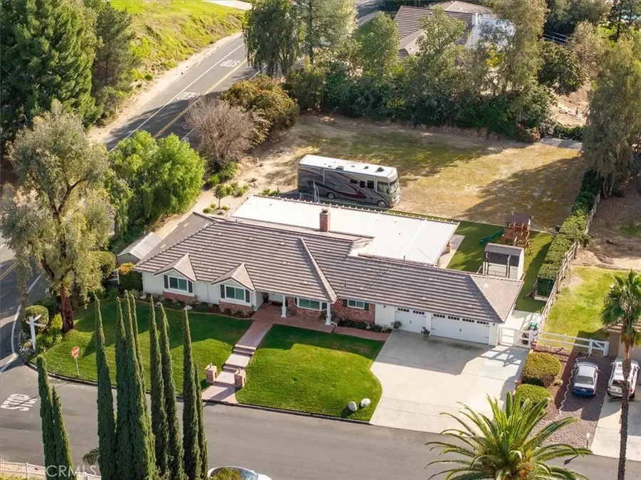 31173 Avenida Del Reposo, Temecula, CA 92591 - Image #2