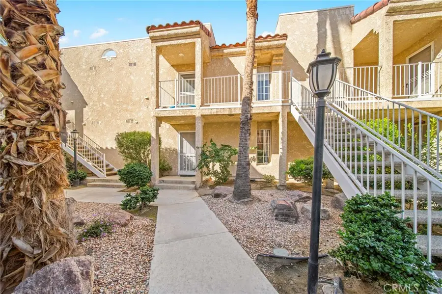 2700 Lawrence Crossley #4, Palm Springs, CA 92264 - Image #2