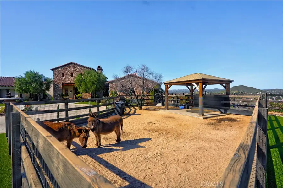 30635 Sorrel Lane, Canyon Lake, CA 92587 - Image #2