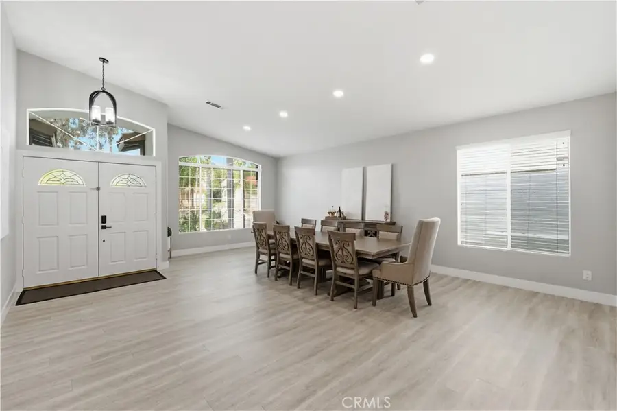 29774 Yellow Gold Drive, Canyon Lake, CA 92587 - Image #2