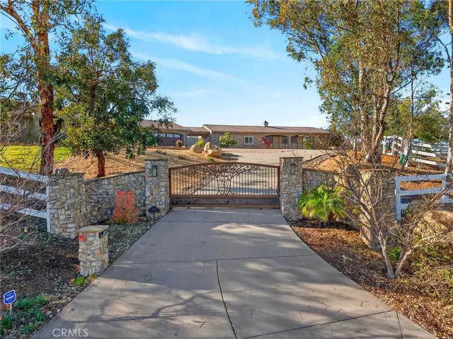 37527 La Encina Circle, Murrieta, CA 92562 - #3