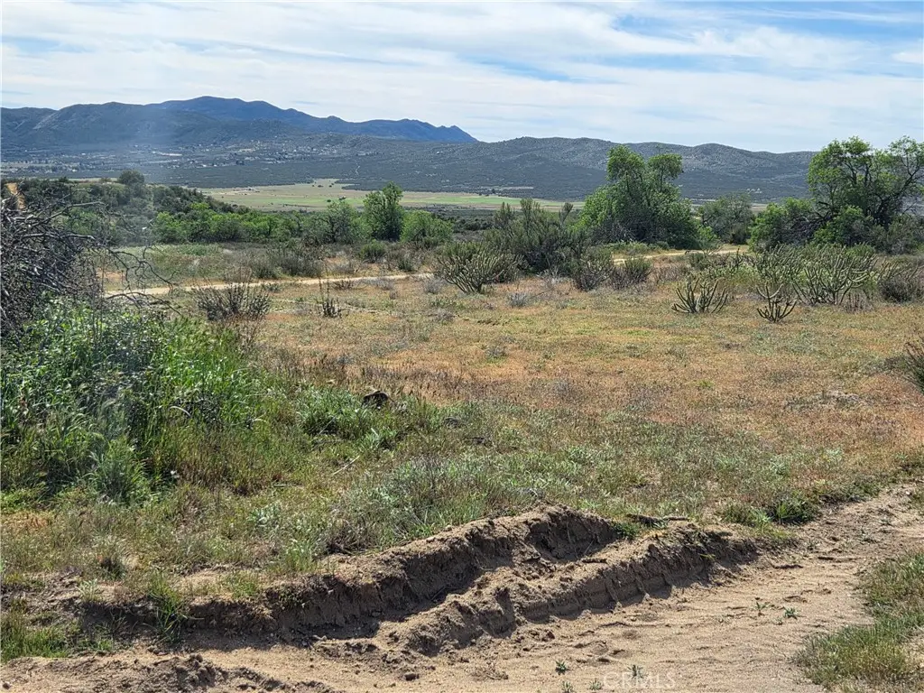 4 Fletcher, Anza, CA 92539 - #1