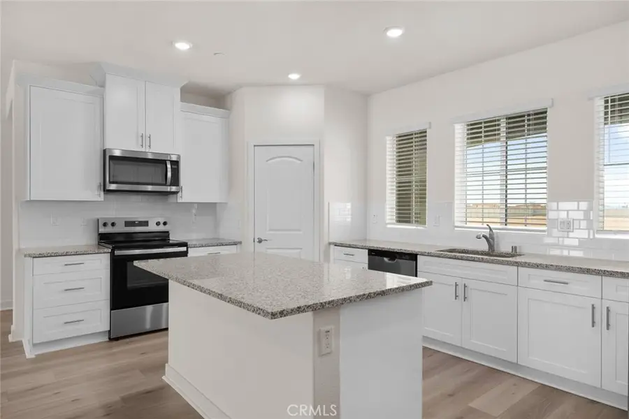 14585 Indigo, Apple Valley, CA 92307 - #2