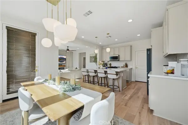 4243 Adishian #104, Corona, CA 92883