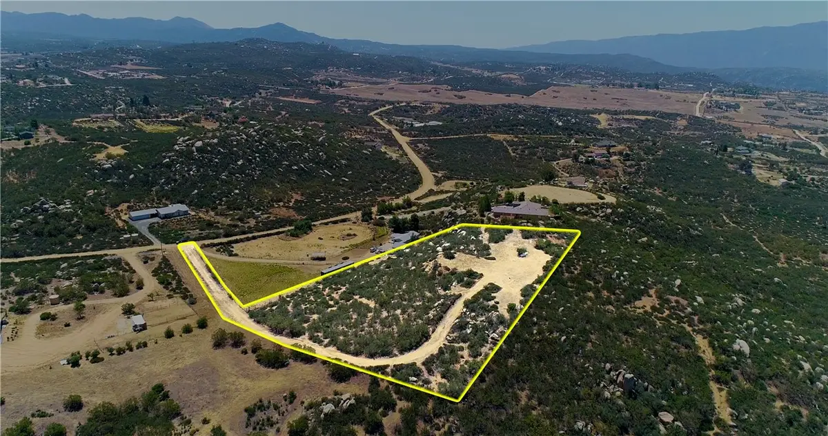 1042 Rolling Hills, Aguanga, CA 92536 - #1