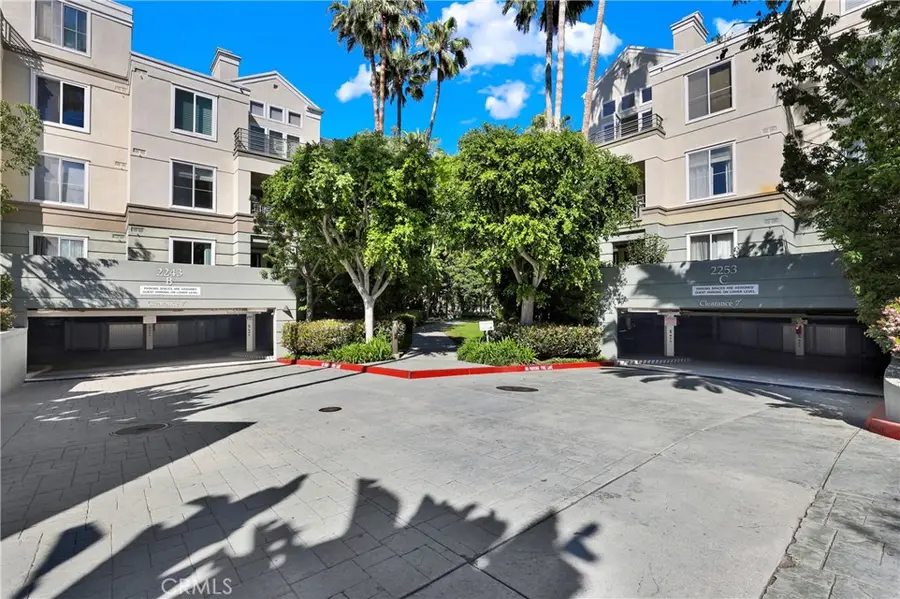 2253 Martin #410, Irvine, CA 92612 - #2