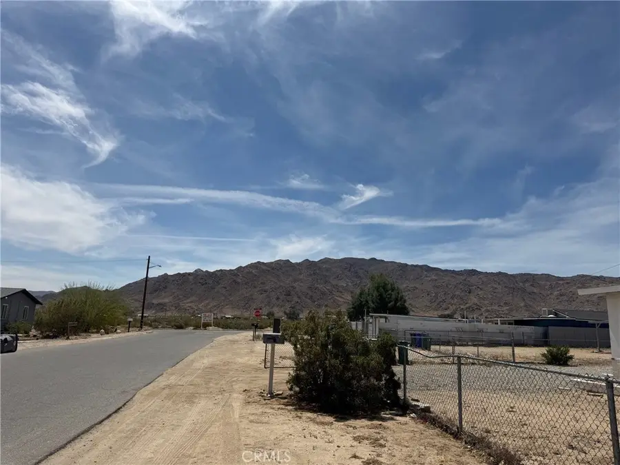 6667 Desert Queen, Twentynine Palms, CA 92277 - #2
