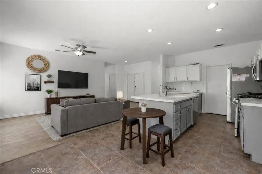 13121 Fullerton Drive, Victorville, CA 92392 - #3